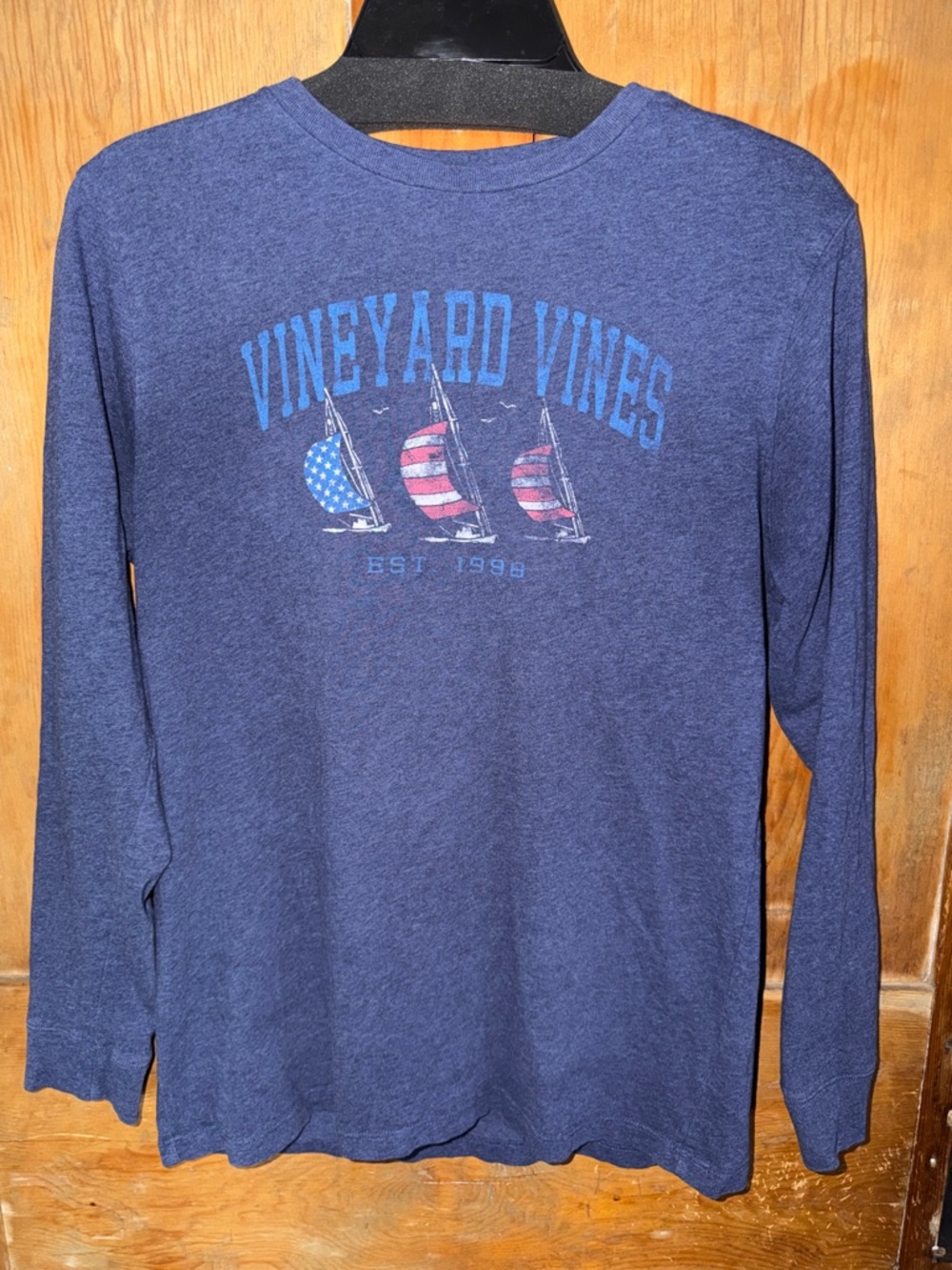 Vineyard Vines Navy Long-Sleeve Tee with Patriotic Sailboat Graphic